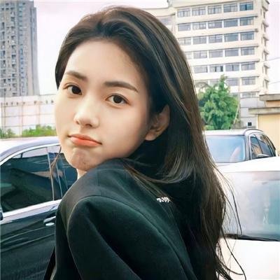 解开他的蝴蝶结